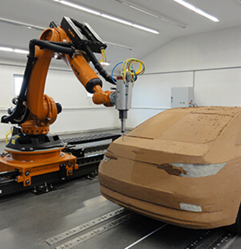 robot-milling-arcilla-arena-clay
